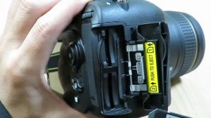 SD card slot  「Nikon D7200」