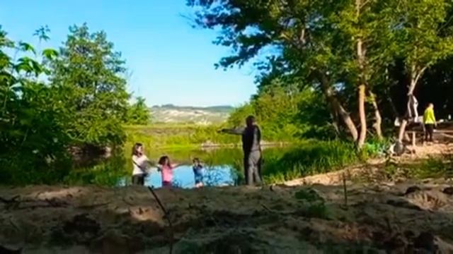 #разминка #утренняягимнастика #детскаягимнастика Утренняя гимнастика на природе смотреть онлайн