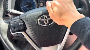 2018 Toyota Sienna XLE Premium Horn