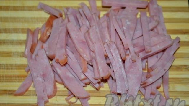 Салат с ветчиной и ананасами Маргарита