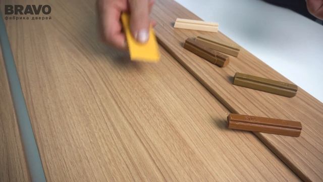 Реставрация двери мягким воском. Устраняем царапины на покрытии двери Эко Шпон и Шпон. Двери Браво смотреть онлайн