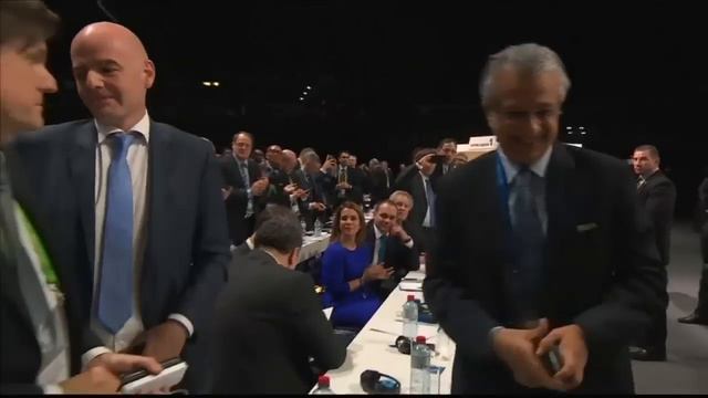 Watch the moment Gianni Infantino finds out he's the new FIFA president смотреть онлайн