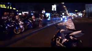 Трюки на мотоцикле под музыку