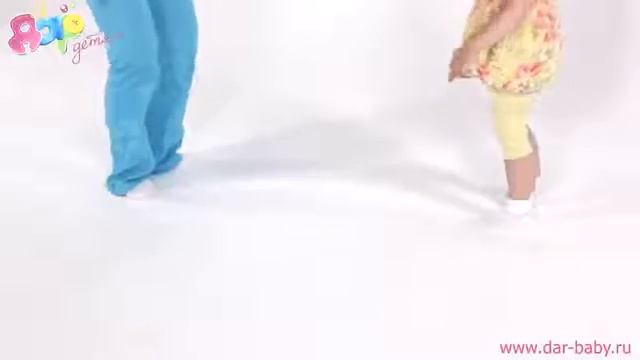 Музыкальная игра для детей Шагаем пляшем смотреть онлайн