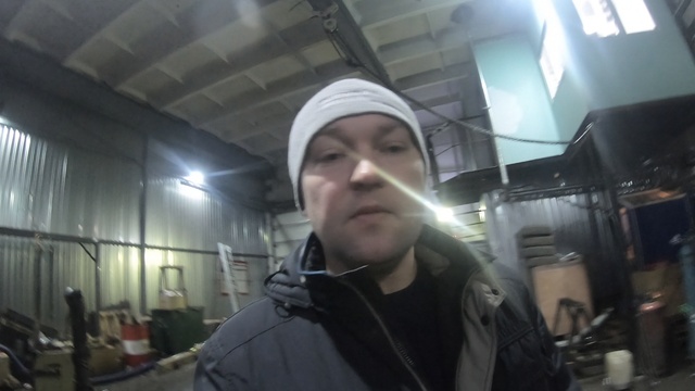 Проводим ремонт гидроцилиндра рукояти манипулятора ВЕЛМАШ ОМТ-97М на автомобиле КАМАЗ. Ломовоз