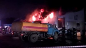 Пожар на строительном рынке "Славянский мир" 41 км МКАД 28.05.14 #1