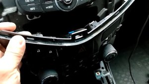 CHEVROLET CRUZE 2013 г.в. , замена блока управления климатом.
