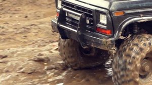 Traxxas TRX4 1979 Ford Bronco Mud Off Road Trail