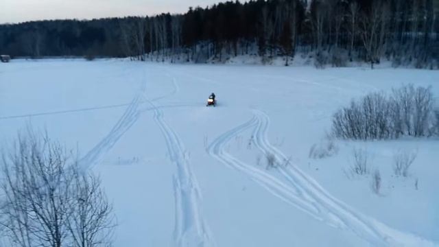 Сравниваем какой снегоход лучше,Arctic Cat или Polaris смотреть онлайн