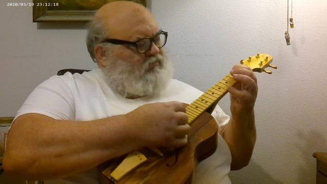 Cavaquinho Ukulele смотреть онлайн