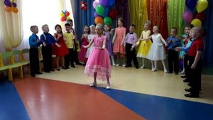 Песня воспитателям. - Воспитательницы наши