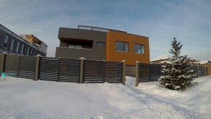 Дом, фасад которого мы делали в 2015 году. HPL панели.