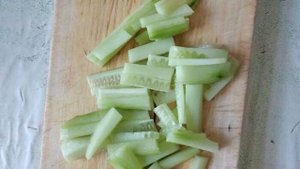 Салат с мизуной в японском стиле