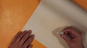 Как убрать пятно с обоев.