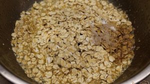 Овсяный пирог с мандаринами и грецкими орехами