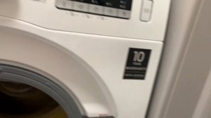 Стиральная машина Samsung WD70T4047CE Работа с открытой дверью