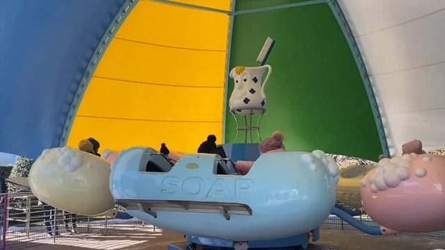 Кормим животных в Сочи Парке. смотреть онлайн