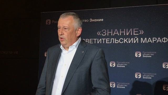 Марафон «Знание»-2022: Александр Дрозденко отвечает журналистам (2)