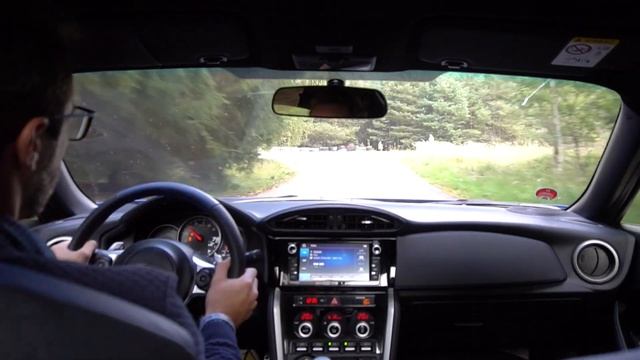 6A/T automat vs. 6M/T manuál! Subaru BRZ Final Edition I 0-100 I POV I onboard смотреть онлайн