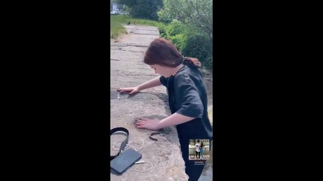 Ирина Бердикова проиграла Камиле 25 евро 06 06 2022 720p смотреть онлайн