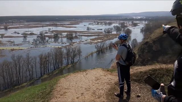 Вид на разлив Северского Донца с Змиевских круч смотреть онлайн