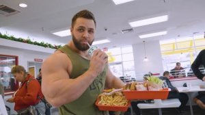 ? Cheat Meals with Pro Bodybuilders ? | Regan Grimes, Animal Style