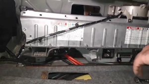 Снятие высоковольтной батареи (ВВБ) Lexus gs450h
