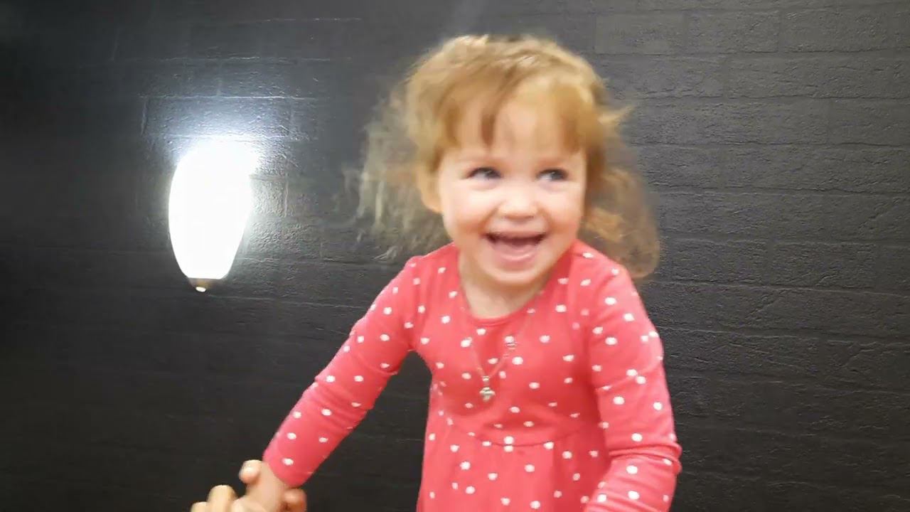 Выступает Василиса Романовна смотреть онлайн