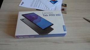 Распаковка нового планшета.