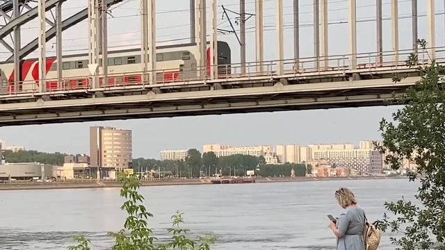 Двухэтажный на Финляндском мосту/ Double decker over Neva River Bridge (2)