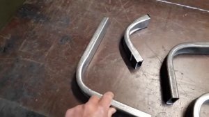 Гибка профильной трубы под 90 градусов. Каркас софы.