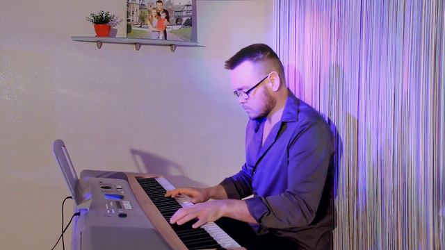 Поздравление с 8 марта [MATT.V live on piano]