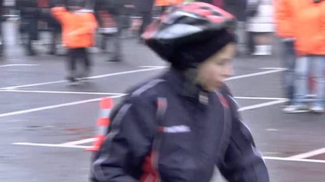 131019 Спортивный праздник, посвященный Дню сотрудника органов внутренних дел г. Москвы, в Лужниках