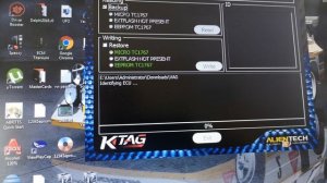 EDC17C46 чип тюнинг Ktag на столе.