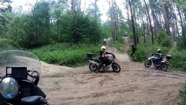 Эндуро тренировка в Зеленково на V-Strom 650