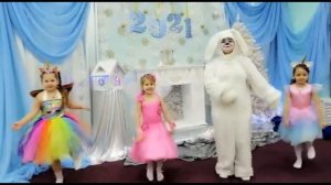 Новогодняя дняя физминутка