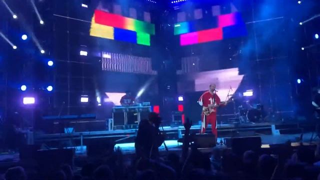 Антенны - Noize MC - XV лет. СПб Юбилейный 07.12.18 смотреть онлайн