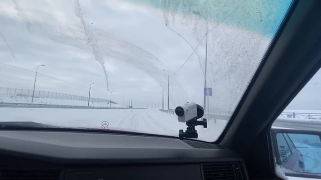 ДАЛ ДЕВУШКЕ ПОДРИФТИТЬ НА МЕРСЕДЕСЕ! смотреть онлайн