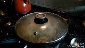 Гречка с грибами и овощами в томатном соусе