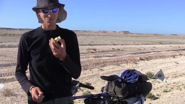 Et l'eau potable en voyage ? [Bonus #17 - Tour du monde à vélo] смотреть онлайн