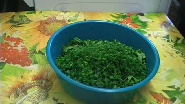 Щи зеленые из щавеля. Щи на мясном бульоне. Зеленые щи из щавеля.