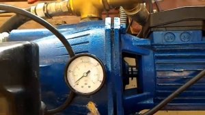 Помогите, пож, почему течет вода с ниппеля насосной станции