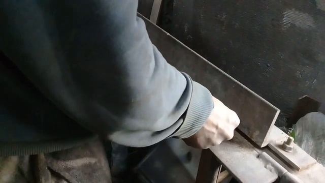 Как покрасить авто своими руками. Сварка, жестянка. Часть 1 смотреть онлайн