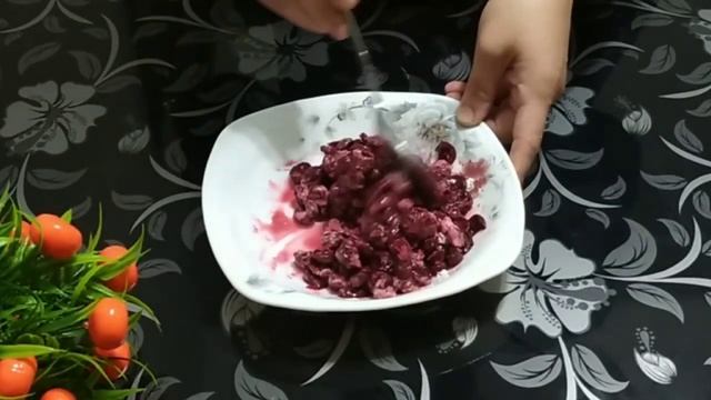 ИДЕАЛЬНАЯ ШАРЛОТКА с  ВИШНЕЙ ?? ПИРОГ ТАЕТ ВО РТУ! ОЧЕНЬ ПРОСТОЙ И ВКУСНЫЙ РЕЦЕПТ!