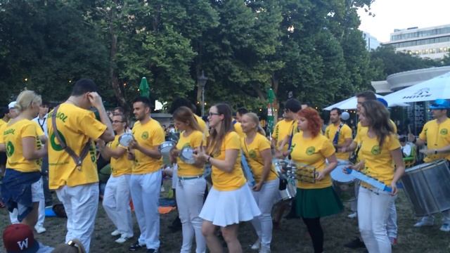 Представление фанатов Бразилии смотреть онлайн