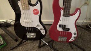 Unboxing, Review and Demo || Squier Bronco Bass