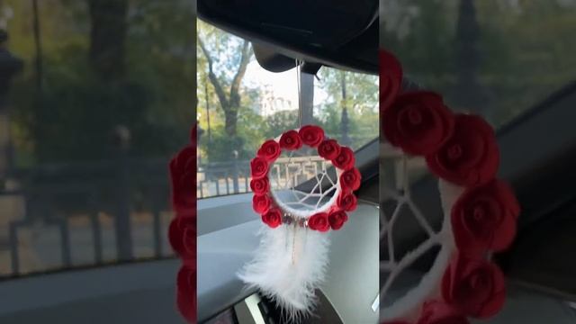 ЛОВЕЦ СНОВ В АВТОМОБИЛЬ смотреть онлайн