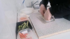 Учимся крутить роллы бермут. Суши. ролл