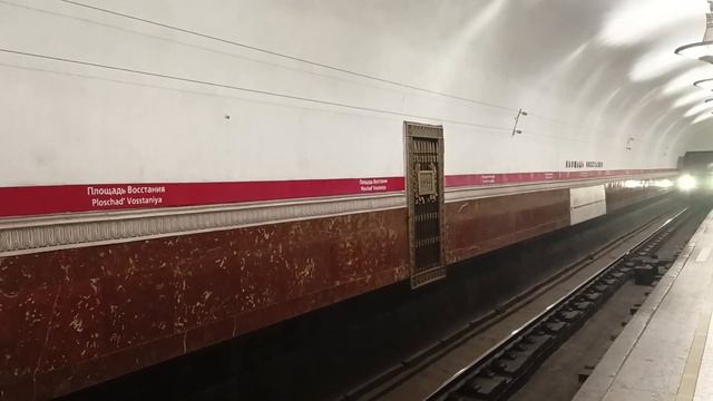 81-722 1/723 1/724 1 Юбилейный Линии Девяткино Проспект Ветеранов Станция метро Площадь Востания