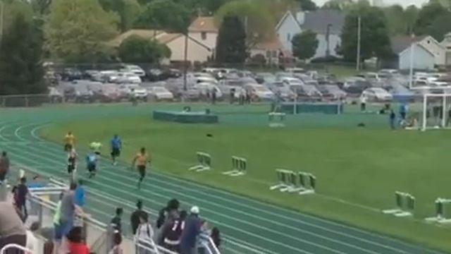 PSD202 2015 Paw Pac conference Alexander Babbington 200m 1st pl 24.56 смотреть онлайн